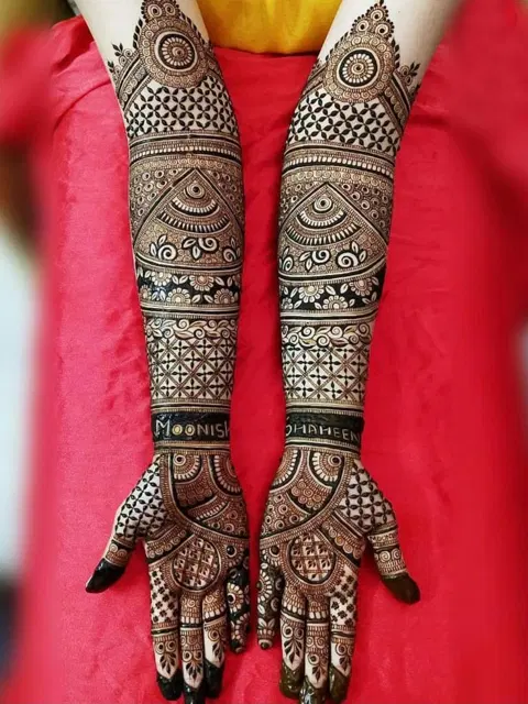 bridal figure front hand mehndi design