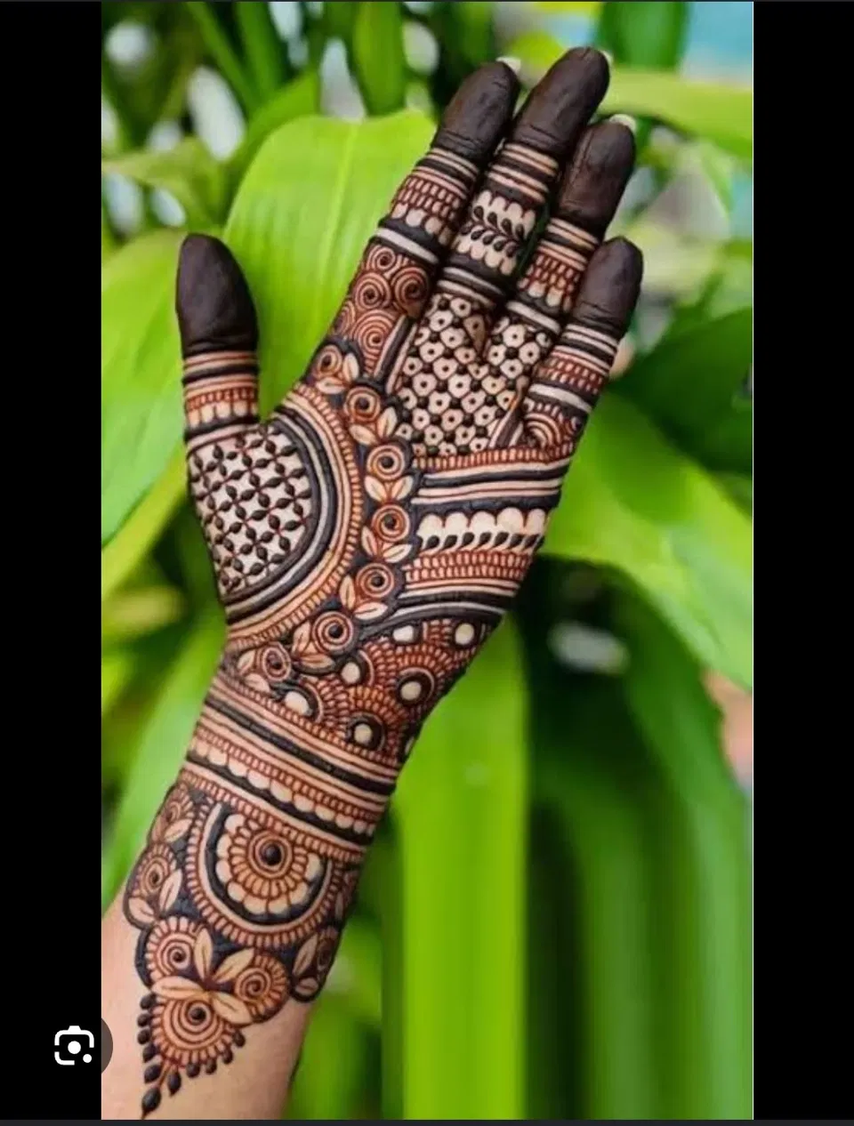 Bridal Indian Front Hand Mehndi Design for Karwa Chauth