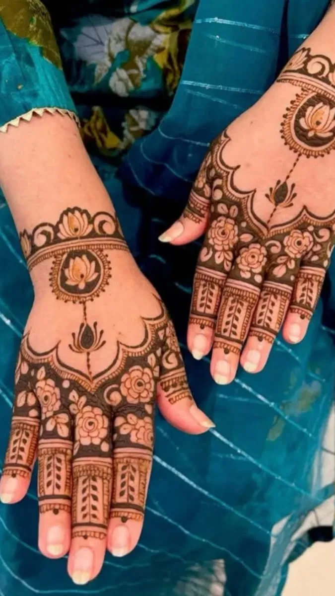 Bridal Indian Finger Mehndi Design with Lotus