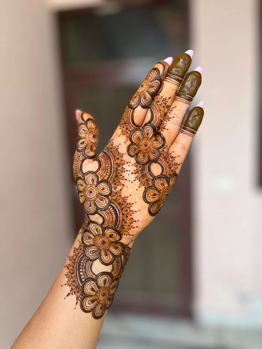 Stylish Full Hand Mehndi Design for Raksha Bandhan