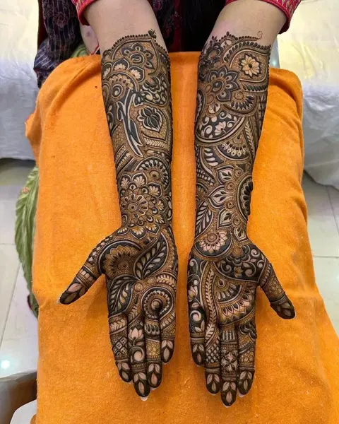 minimal stylish circle full hand mehndi design