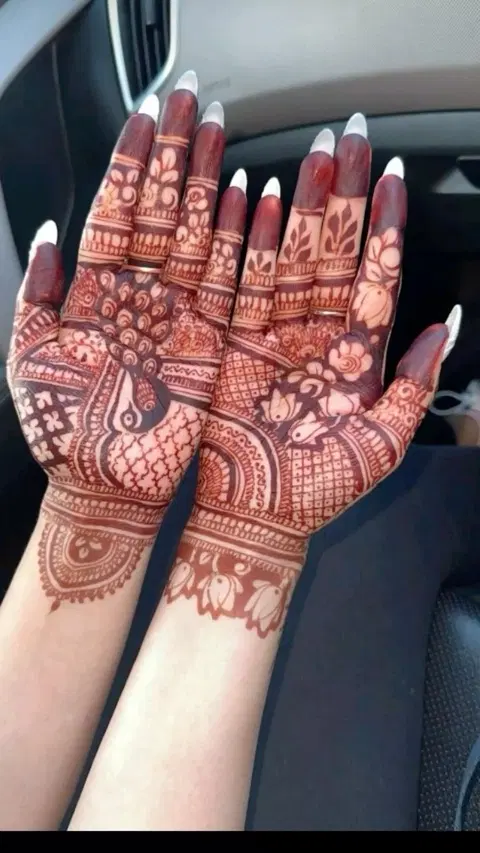 aesthetic arabic flower front hand mehndi design