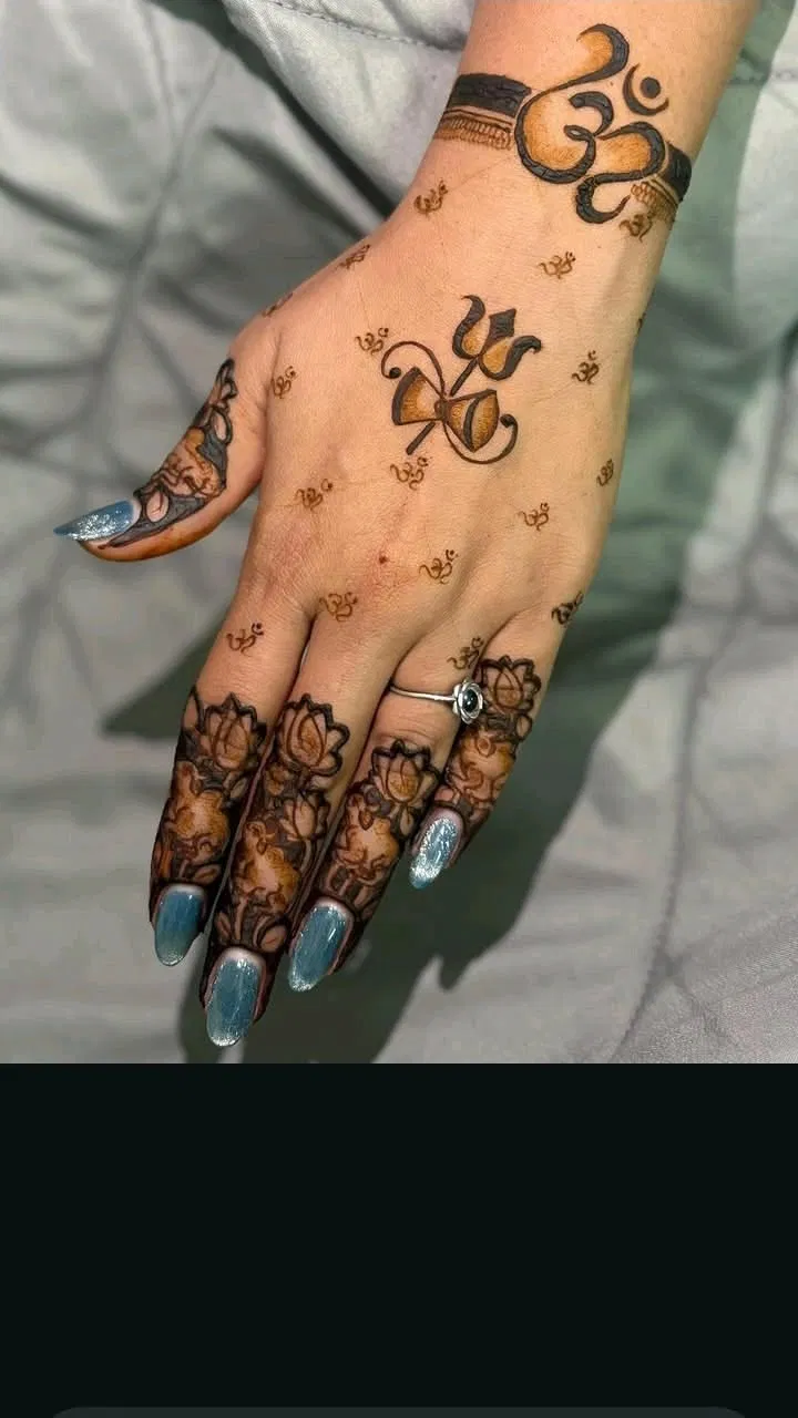 Minimal Simple Arm Mehndi Design with Deity for Sawan (2)