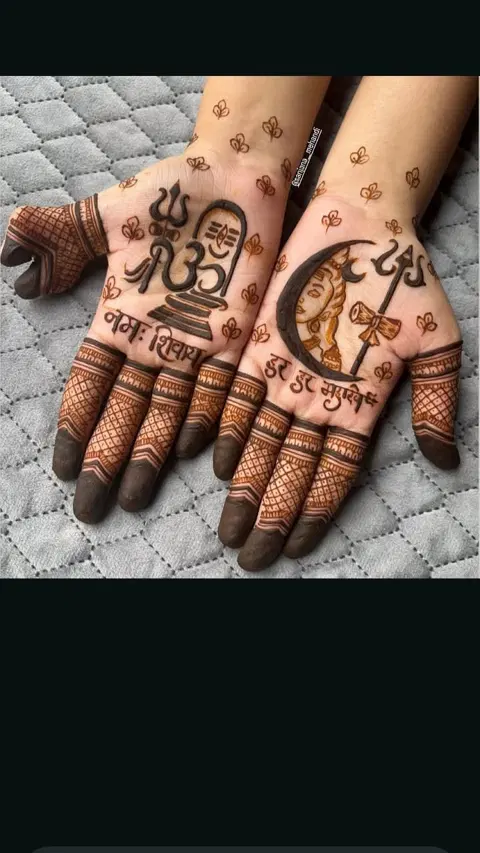 stylish deity front hand mehndi design