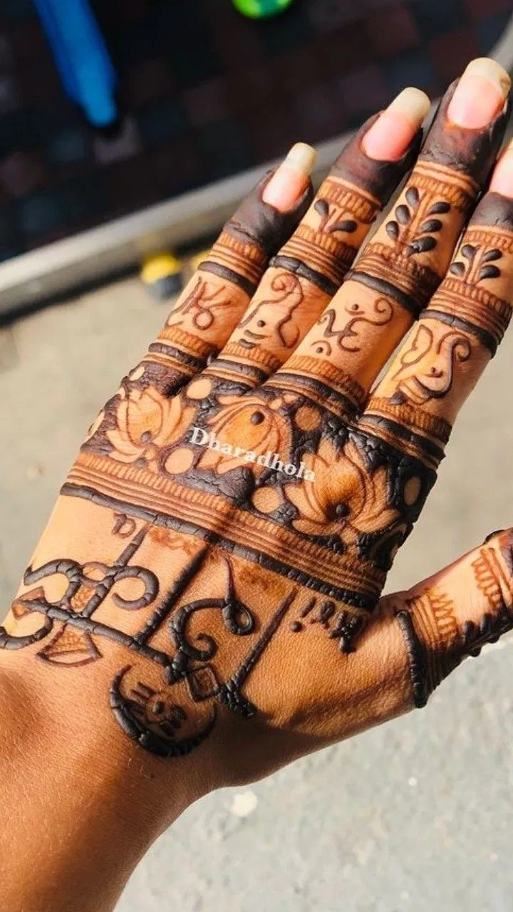 Bridal Stylish Full Hand Mehndi Design for Sawan (2)