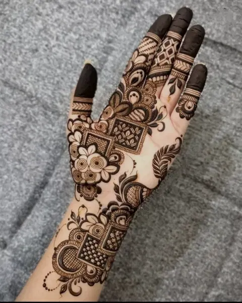 aesthetic arabic flower back hand mehndi design
