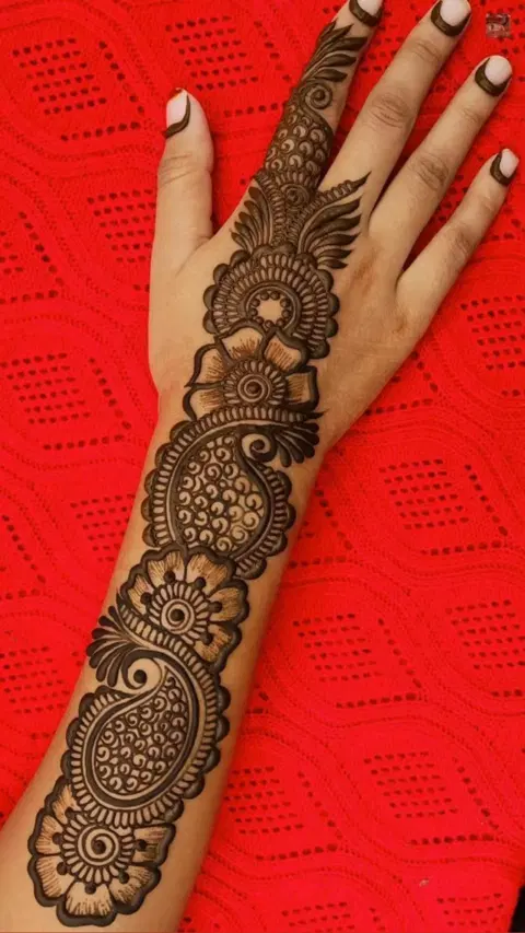 arabic bridal bel back hand mehndi design