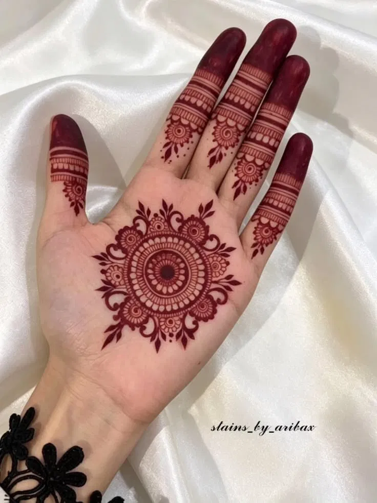 Bridal Simple Finger Mehndi Design with Gol Tikki (3)