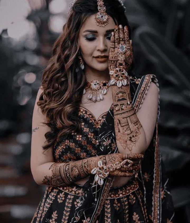 Bridal Stylish Full Hand Mehndi Design (3)