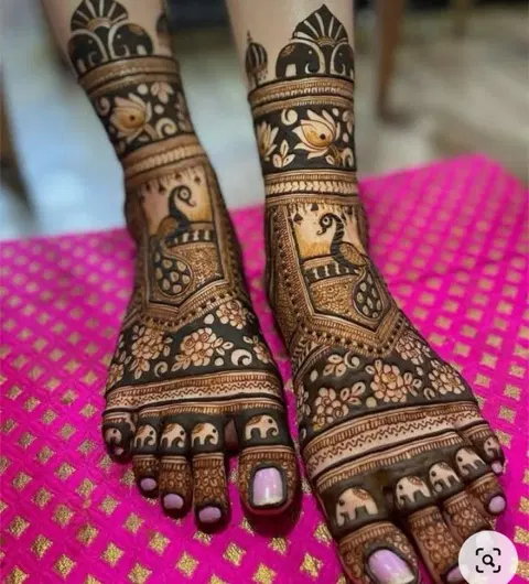 bridal stylish figure foot mehndi design