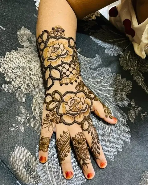 arabic bridal flower back hand mehndi design