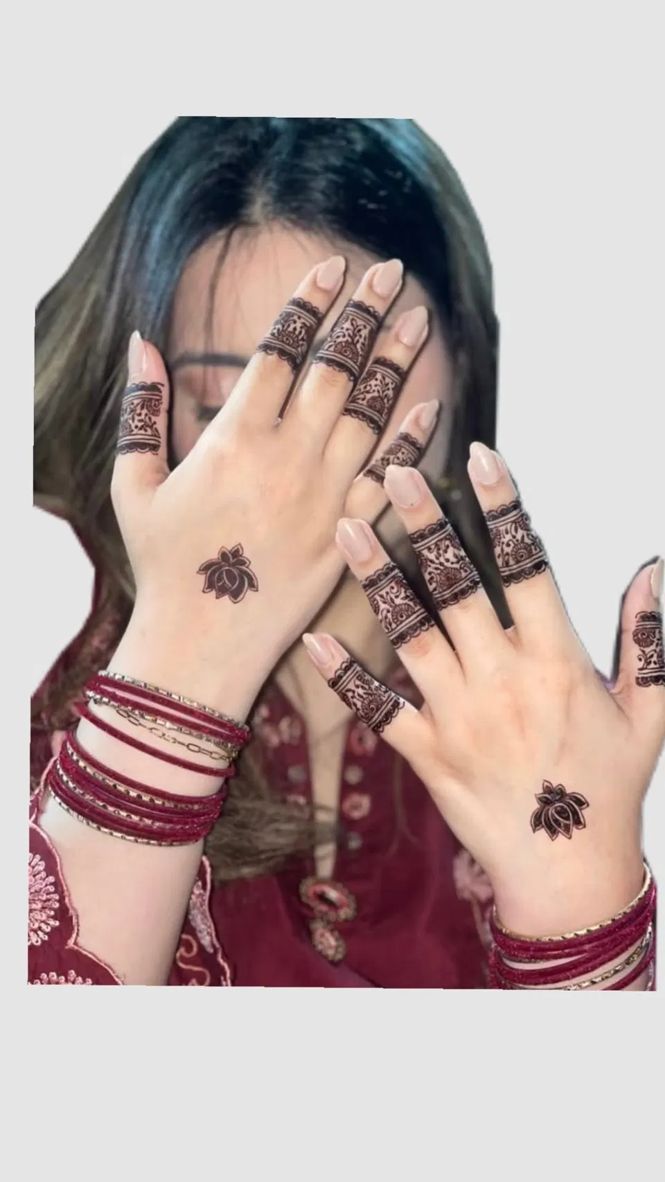 Pakistani Stylish Back Hand Mehndi Design with Jaal