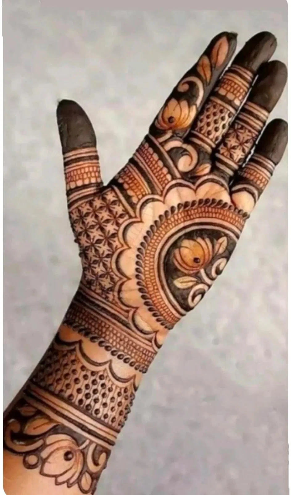 Bridal Front Hand Mehndi Design