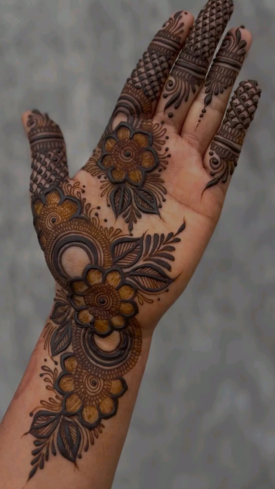 Aesthetic Arabic Finger Mehndi Design with Bel and Flowers for Diwali