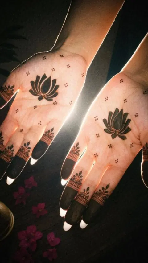 aesthetic pakistani flower back hand mehndi design
