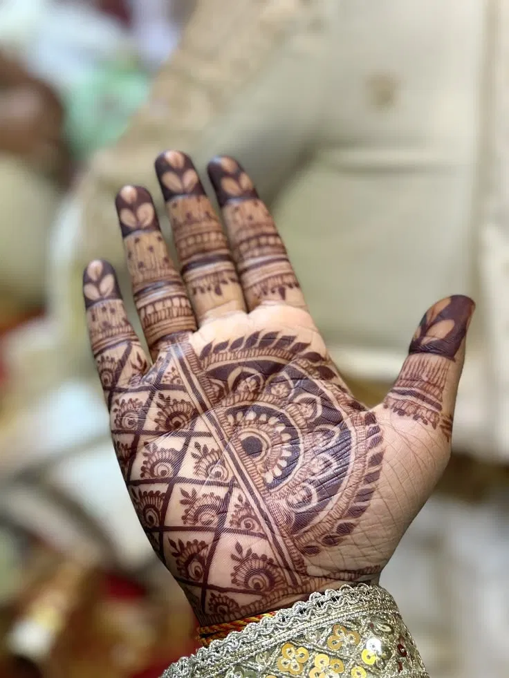 Bridal Royal Mehndi Design with Deity and Figures