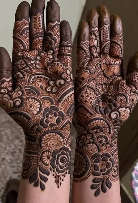 bridal pakistani circle finger mehndi design