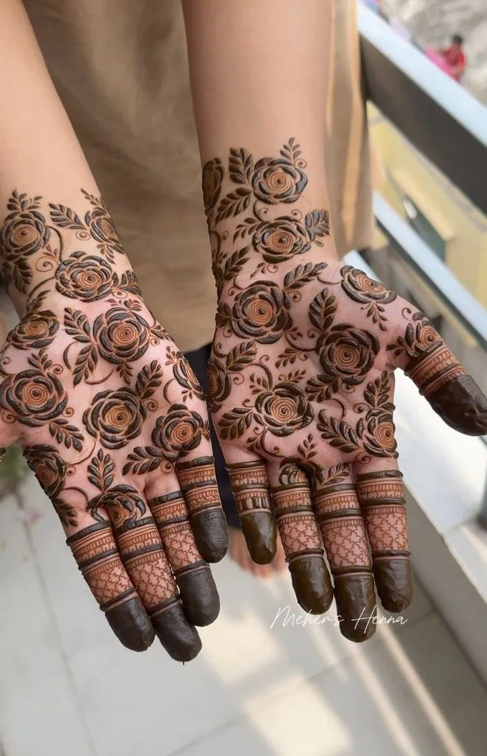 Arabic Dubai Front Hand Mehndi Design with Flowers (6)