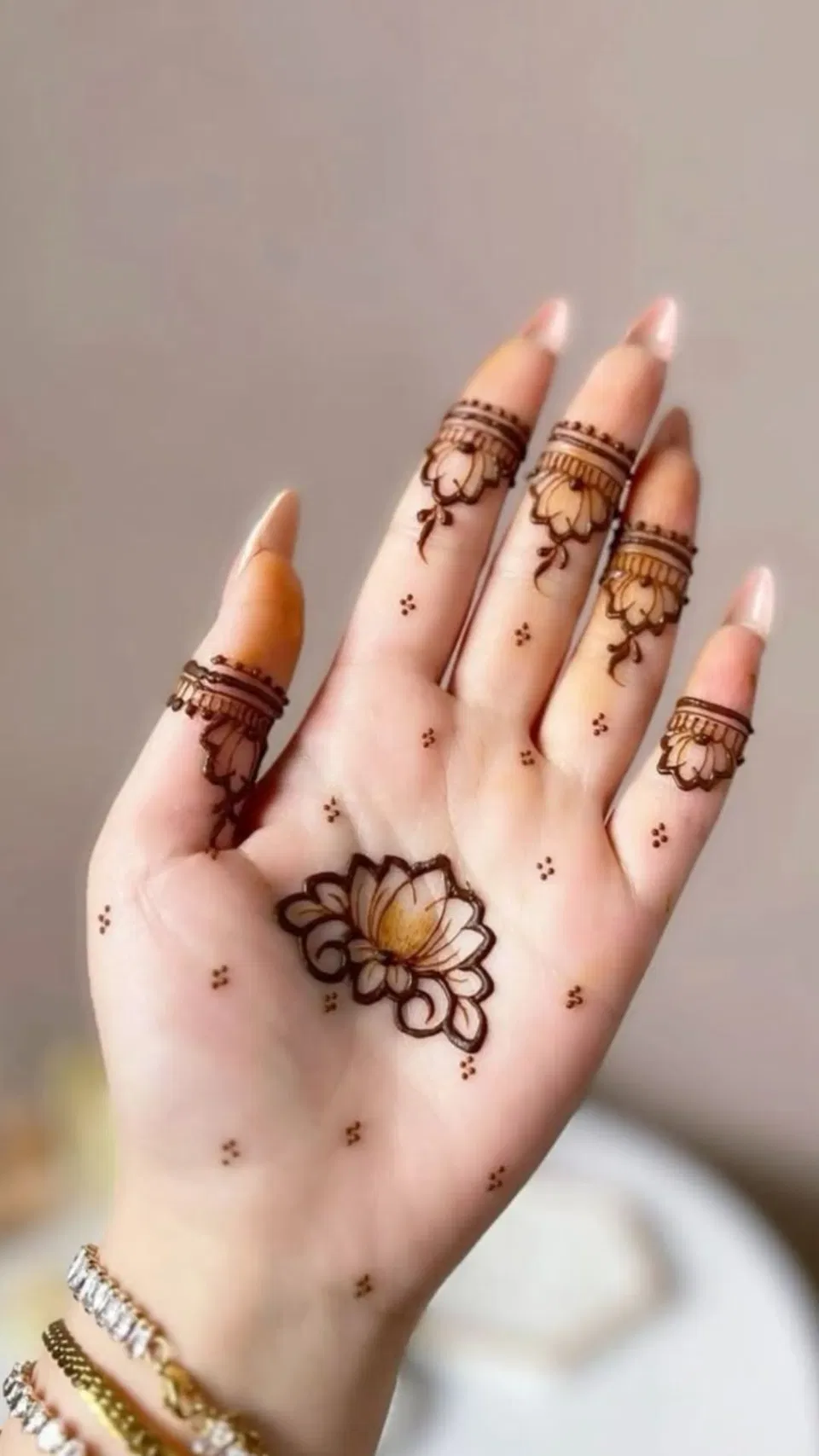 Bridal Minimal Finger Mehndi Design with Jaal