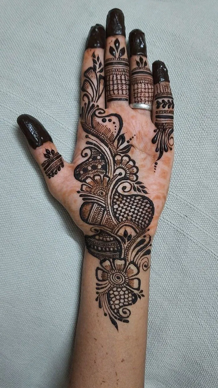 Arabic Front Hand Mehndi Design with Bel