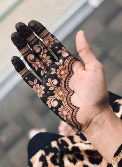 stylish flower finger mehndi design