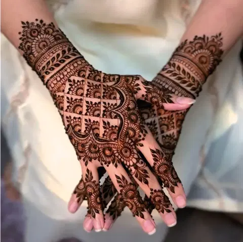 bridal royal circle arm mehndi design