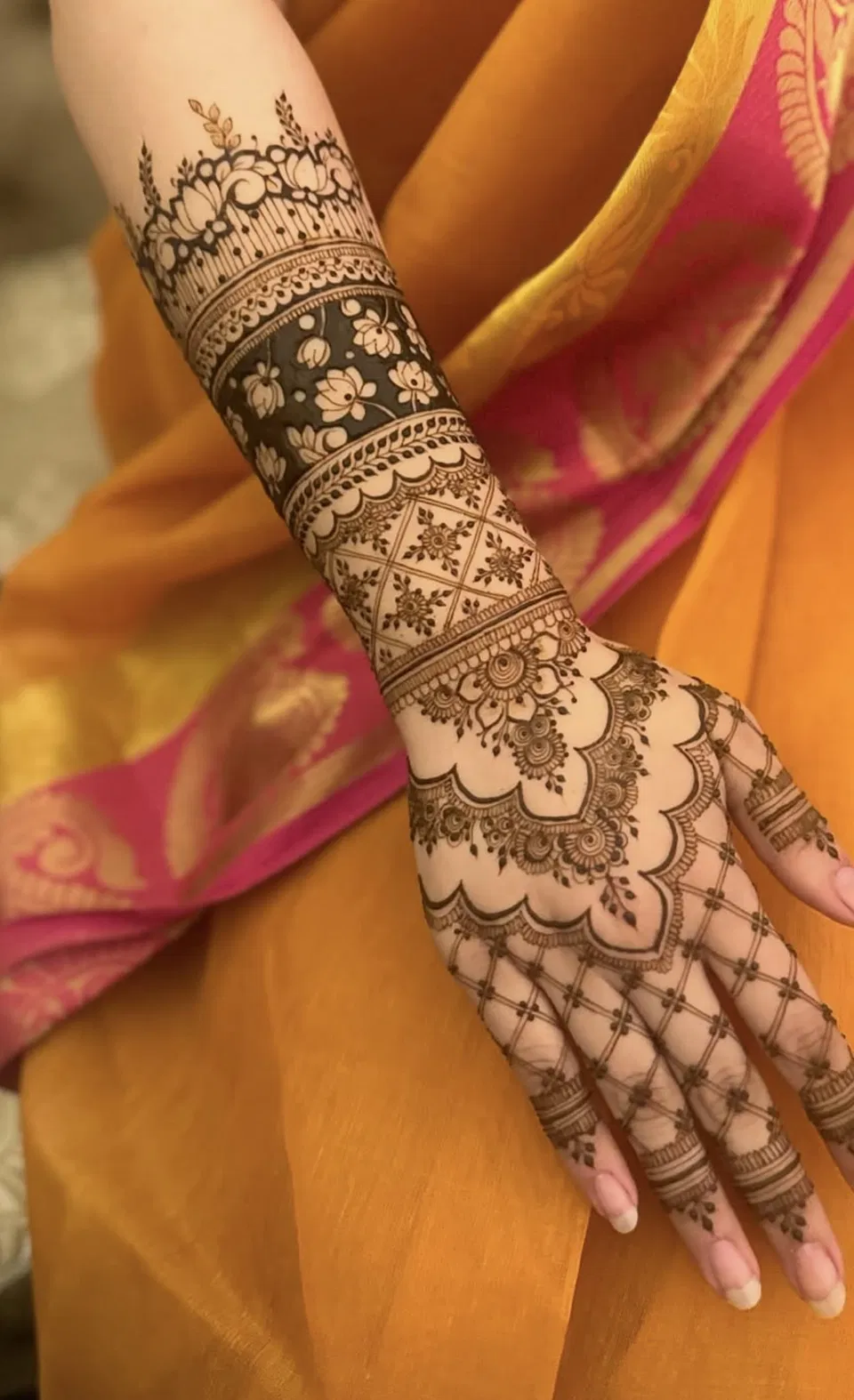 Bridal Dubai Arm Mehndi Design with Jaal