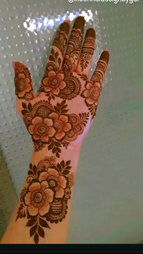 arabic dubai bel front hand mehndi design