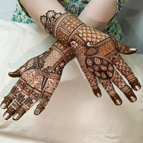 bridal stylish peacock back hand mehndi design