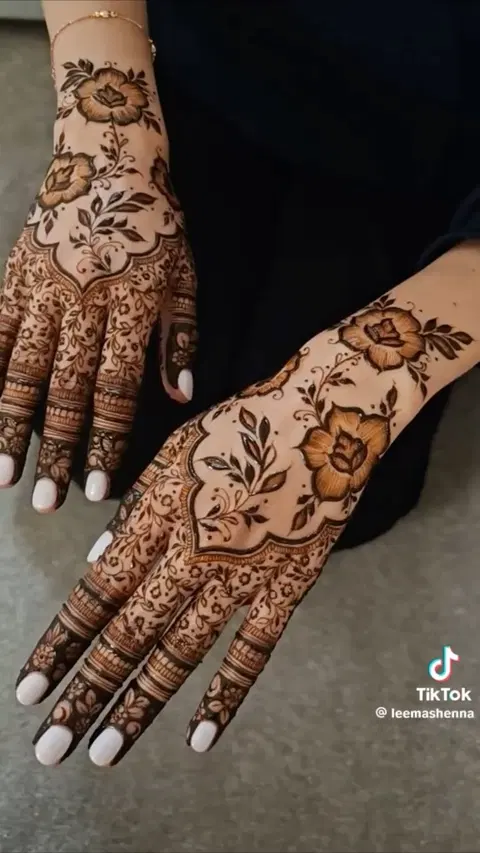 arabic bridal flower back hand mehndi design