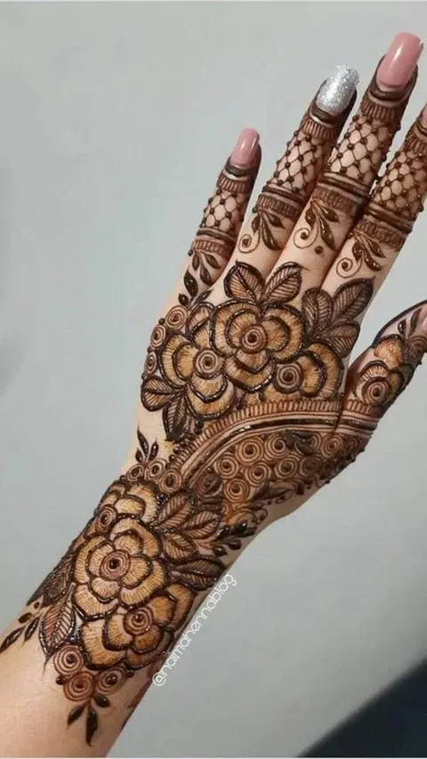 aesthetic royal flower arm mehndi design