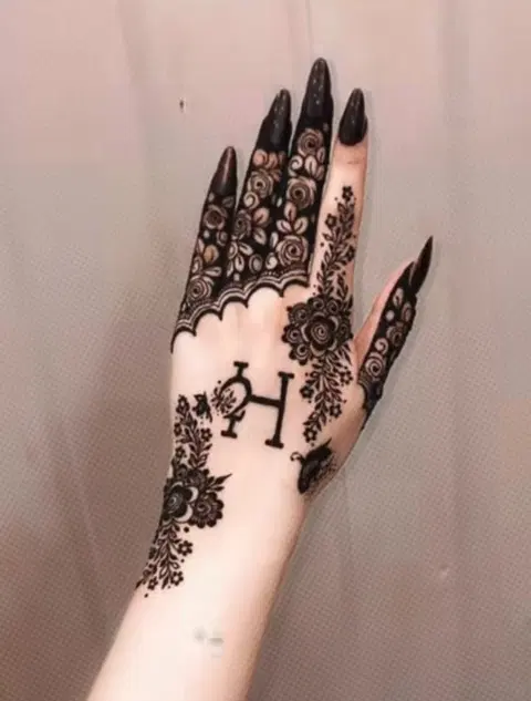 dubai simple heart finger mehndi design