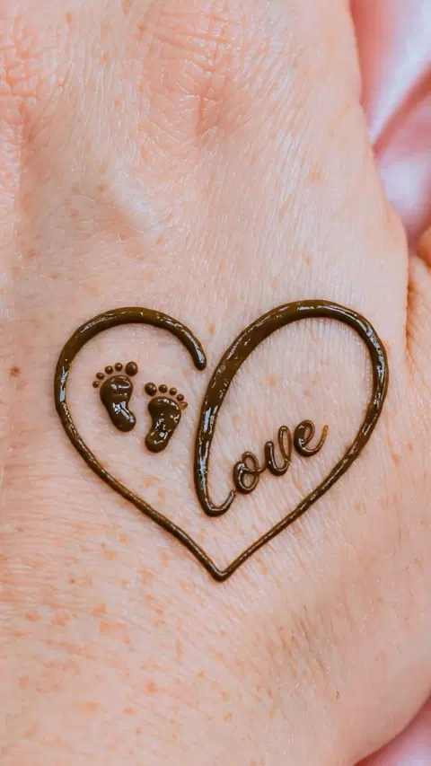 indian simple heart foot mehndi design