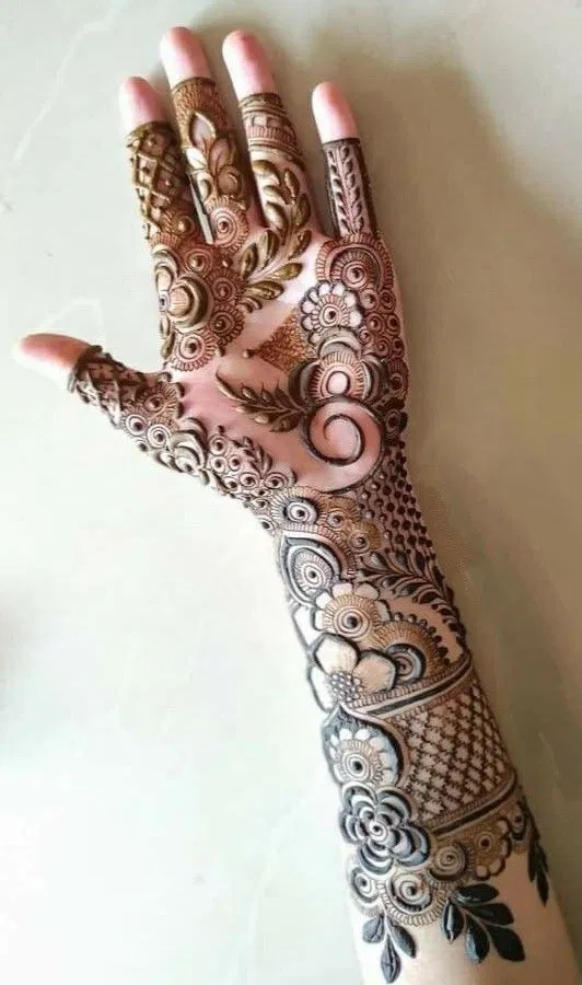 Arabic Indian Front Hand Mehndi Design (2)