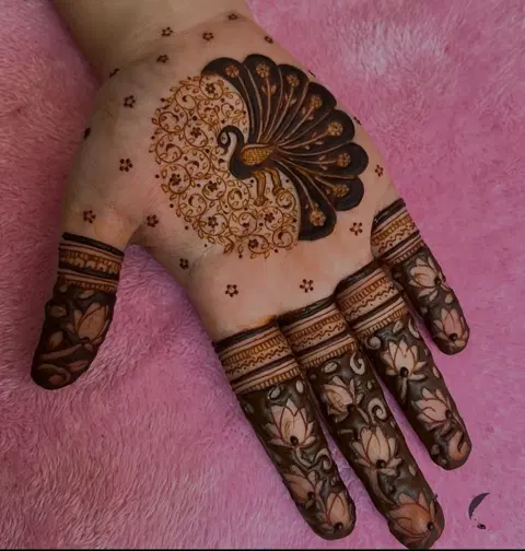 stylish lotus back hand mehndi design