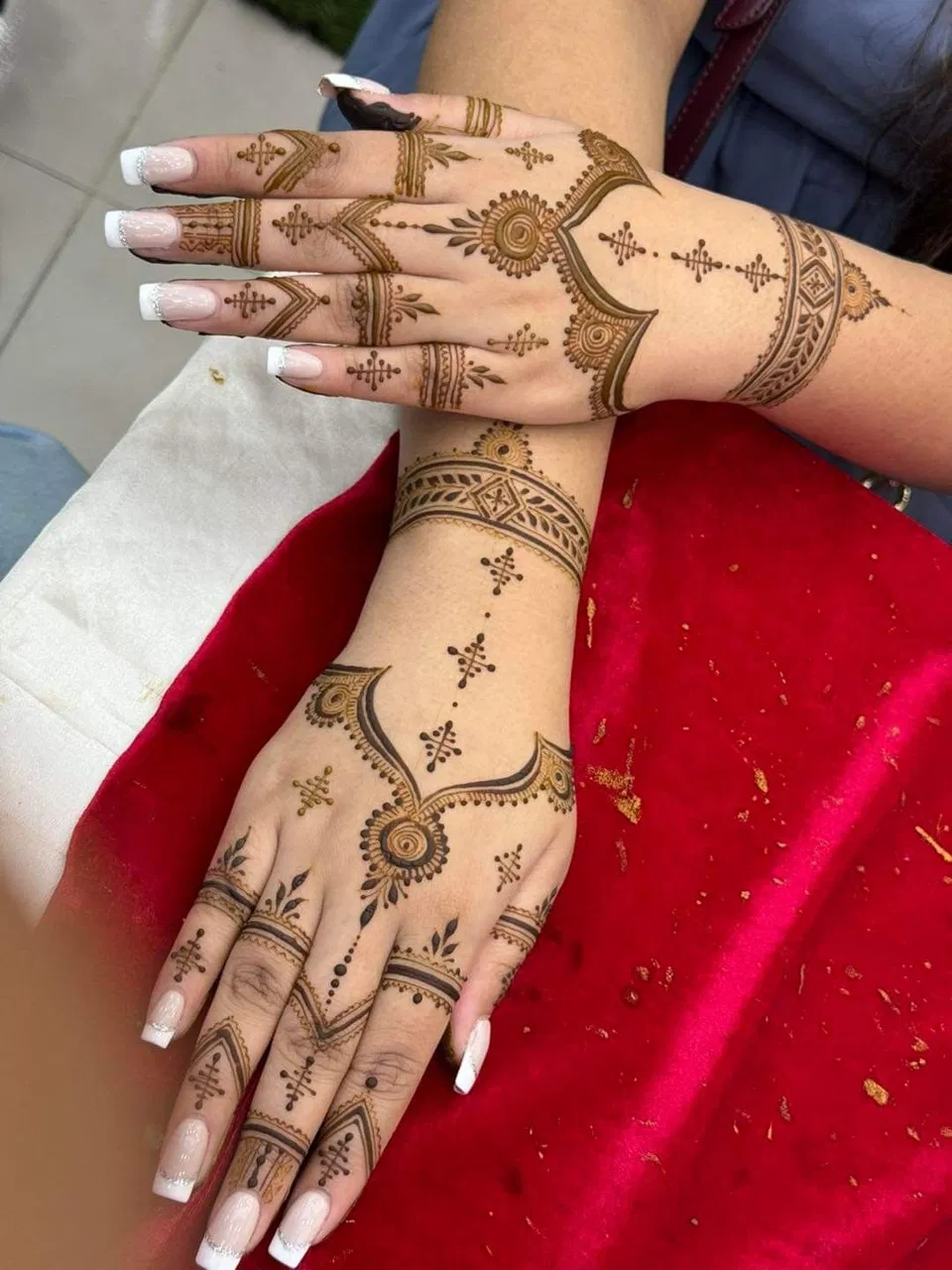 Aesthetic Simple Arm Mehndi Design for Diwali