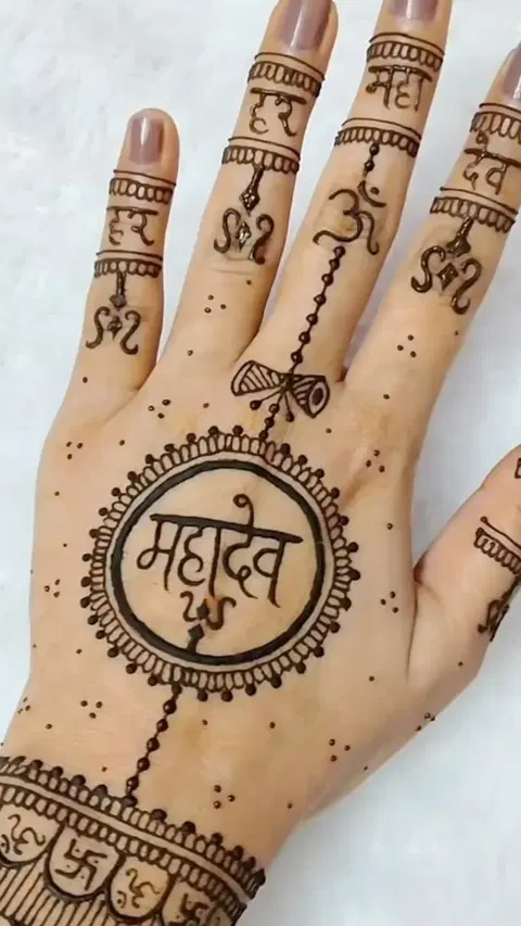simple circle back hand mehndi design