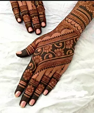 Bridal Royal Back Hand Mehndi Design with Bel