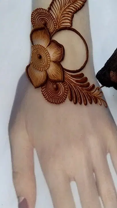 arabic simple flower back hand mehndi design