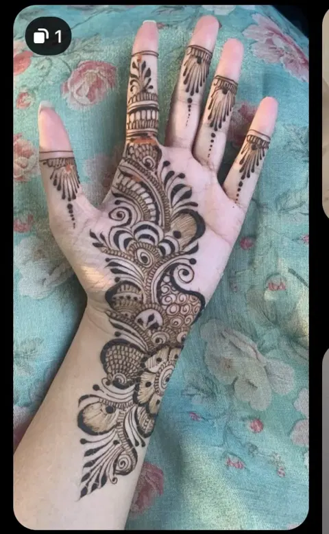 arabic simple bel front hand mehndi design