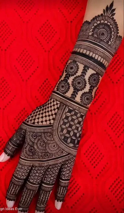 arabic bridal circle back hand mehndi design