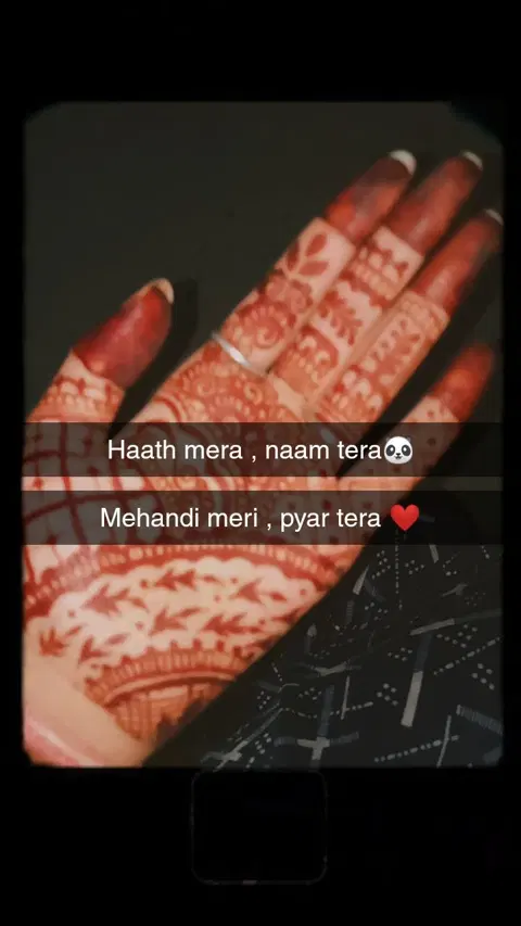 aesthetic simple heart finger mehndi design