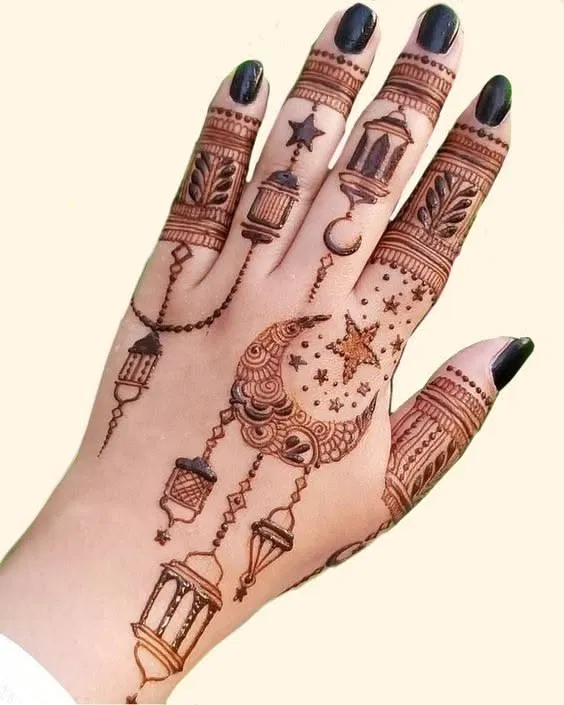 Simple Stylish Finger Mehndi Design with Moon for Eid