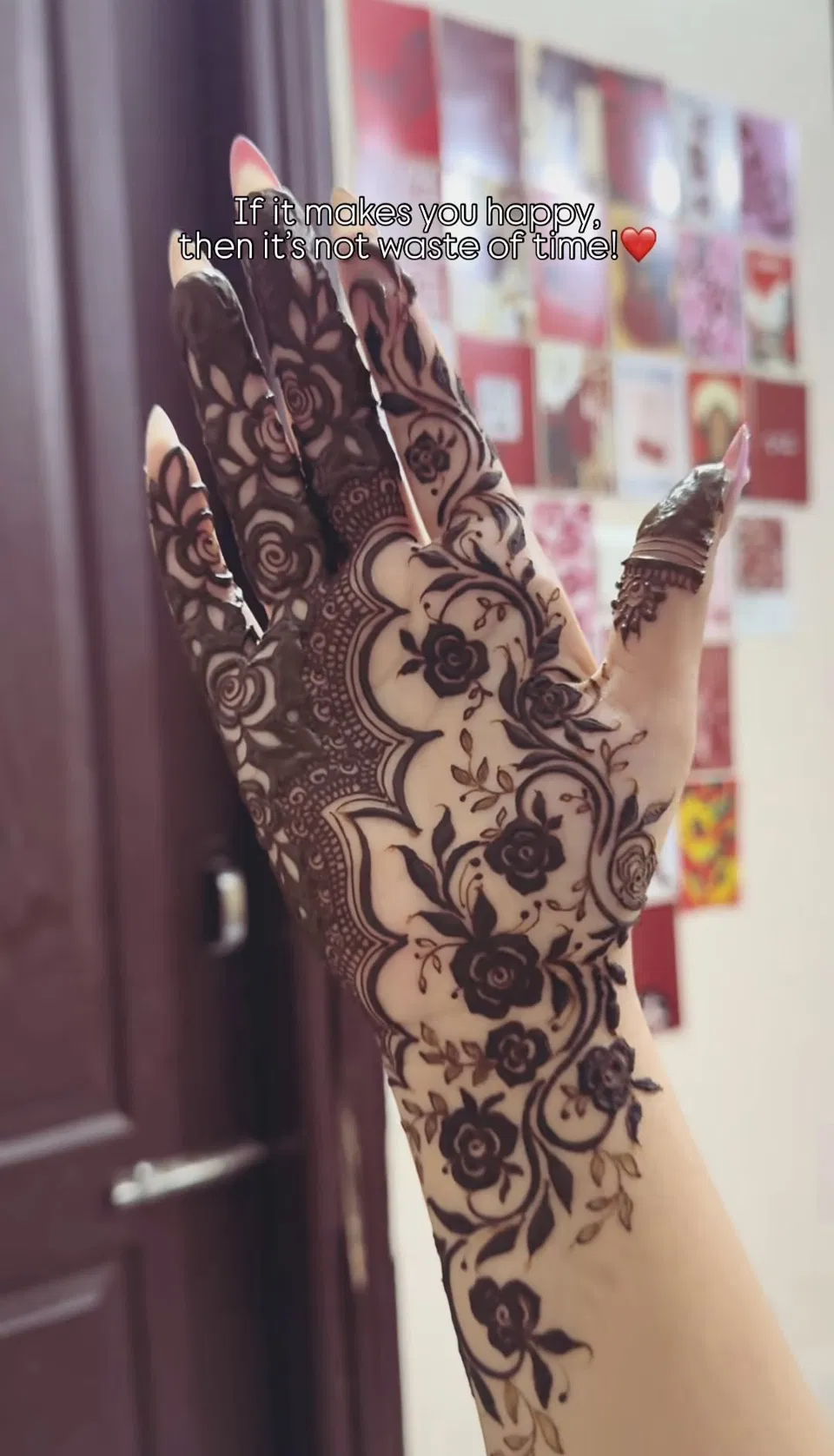 Aesthetic Pakistani Front Hand Mehndi Design (2)