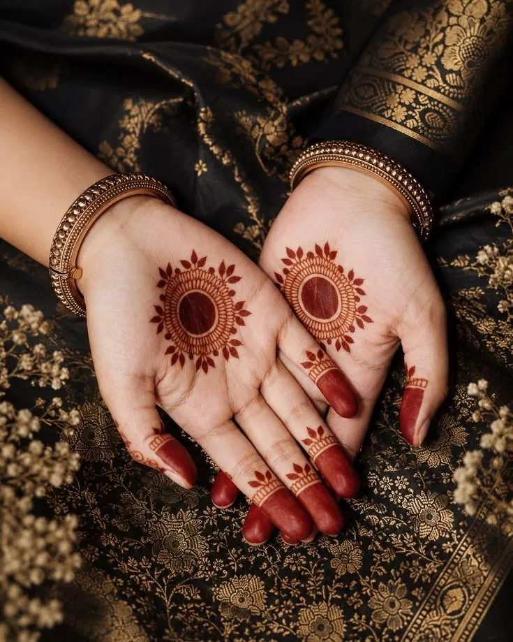 Aesthetic Indian Front Hand Mehndi Design with Gol Tikki and Hearts