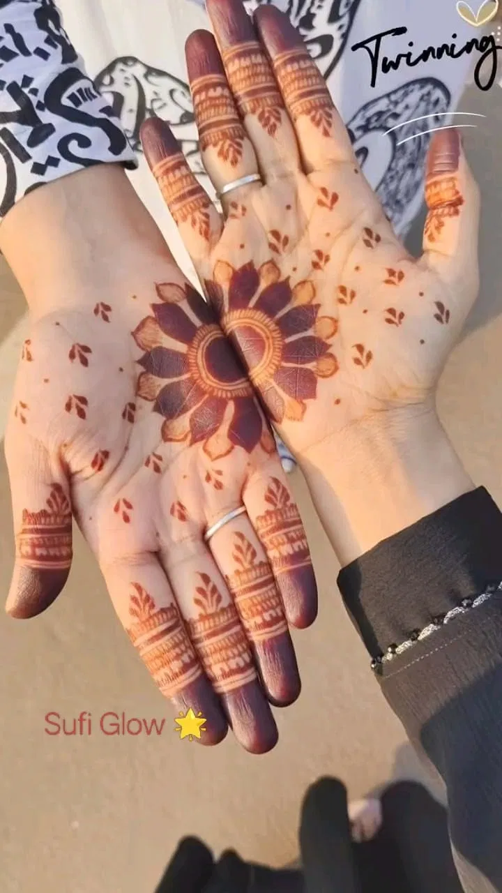 Aesthetic Simple Foot Mehndi Design with Gol Tikki and Jaal for Diwali