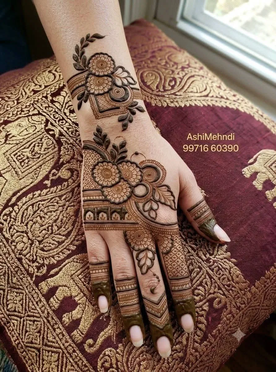 Aesthetic Simple Arm Mehndi Design with Gol Tikki and Flowers