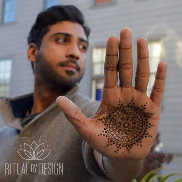 Bridal Simple Front Hand Mehndi Design with Gol Tikki, Deity and Jaal for Raksha Bandhan