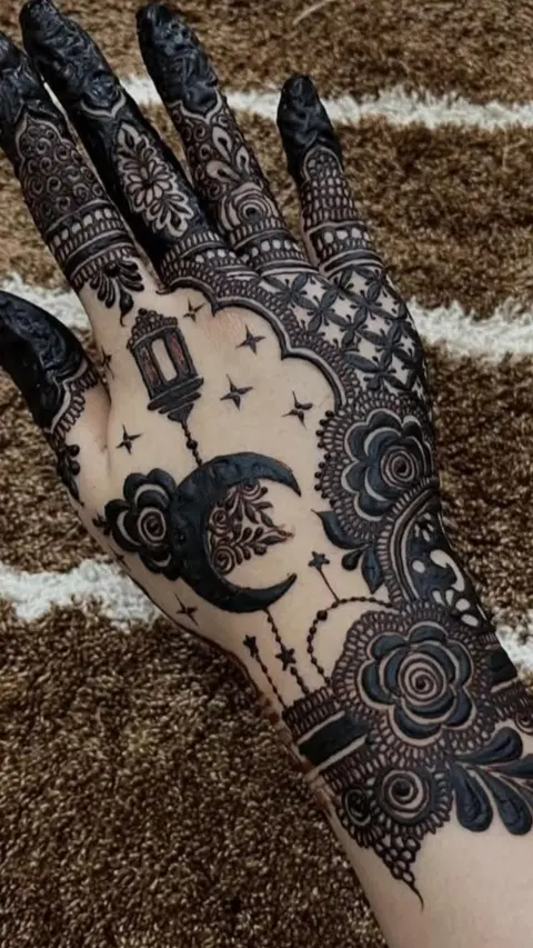 bridal dubai moon mehndi design