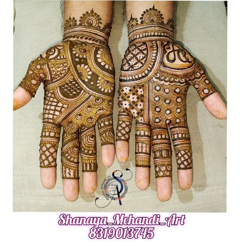 Bridal Mehndi Design with Gol Tikki and Deity